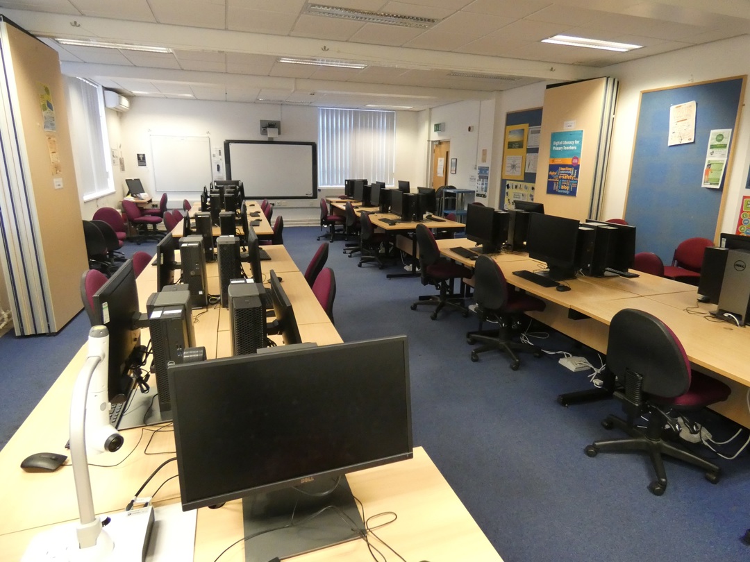 photo of room EE 1101         