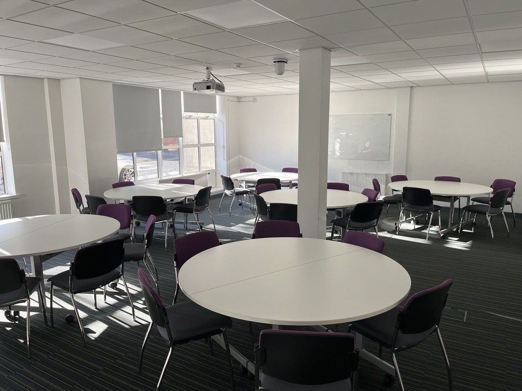 photo of room JL G010         